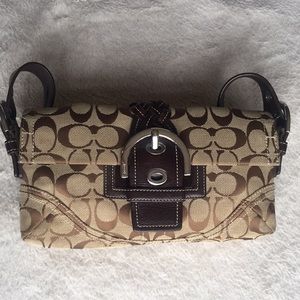 Authentic Coach Signature shoulder handbag